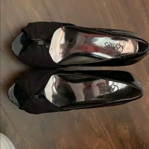 Caos Santana black heels super cute and fun!